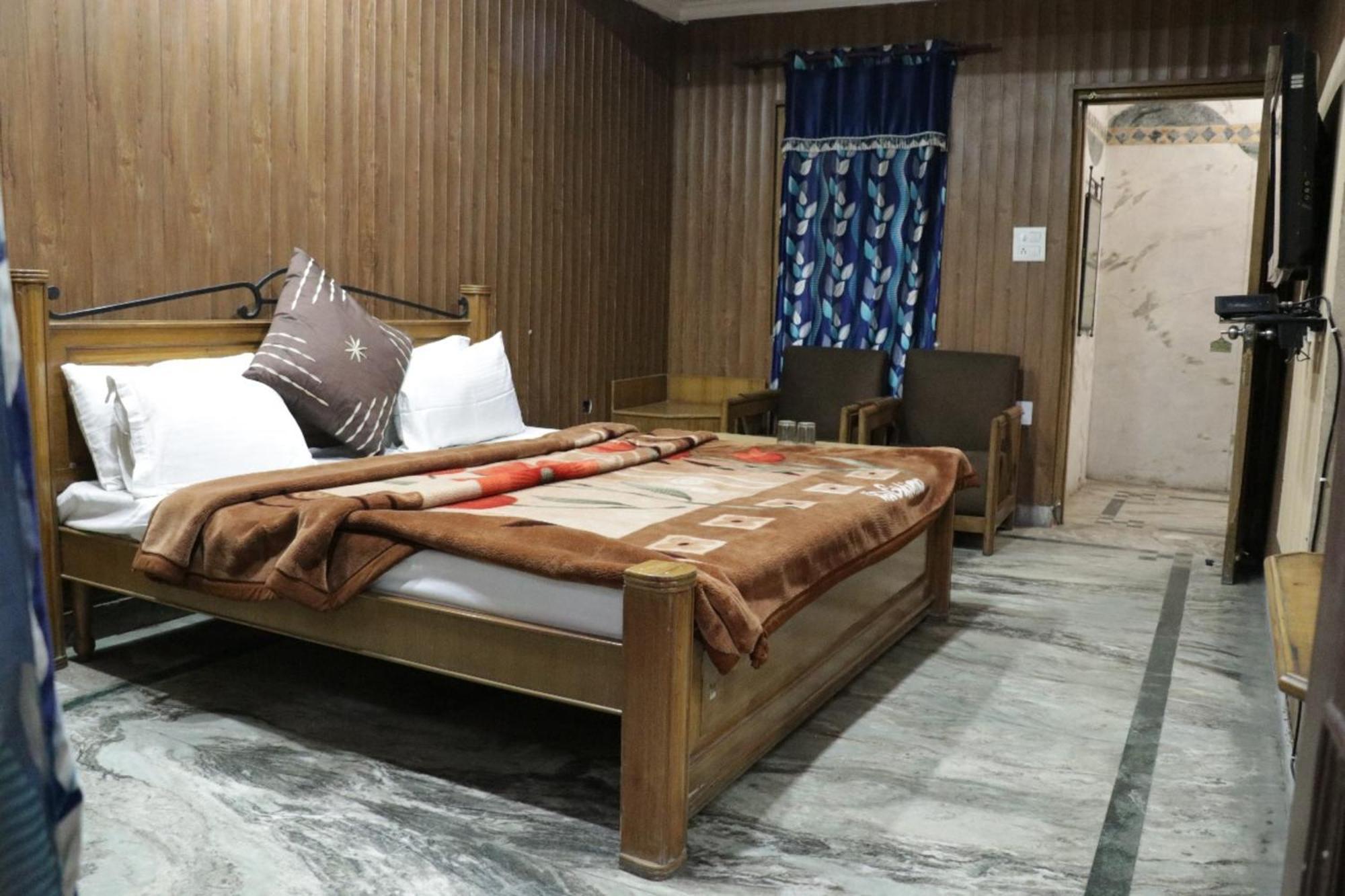 Hotel Royal Palace جالاندار المظهر الخارجي الصورة