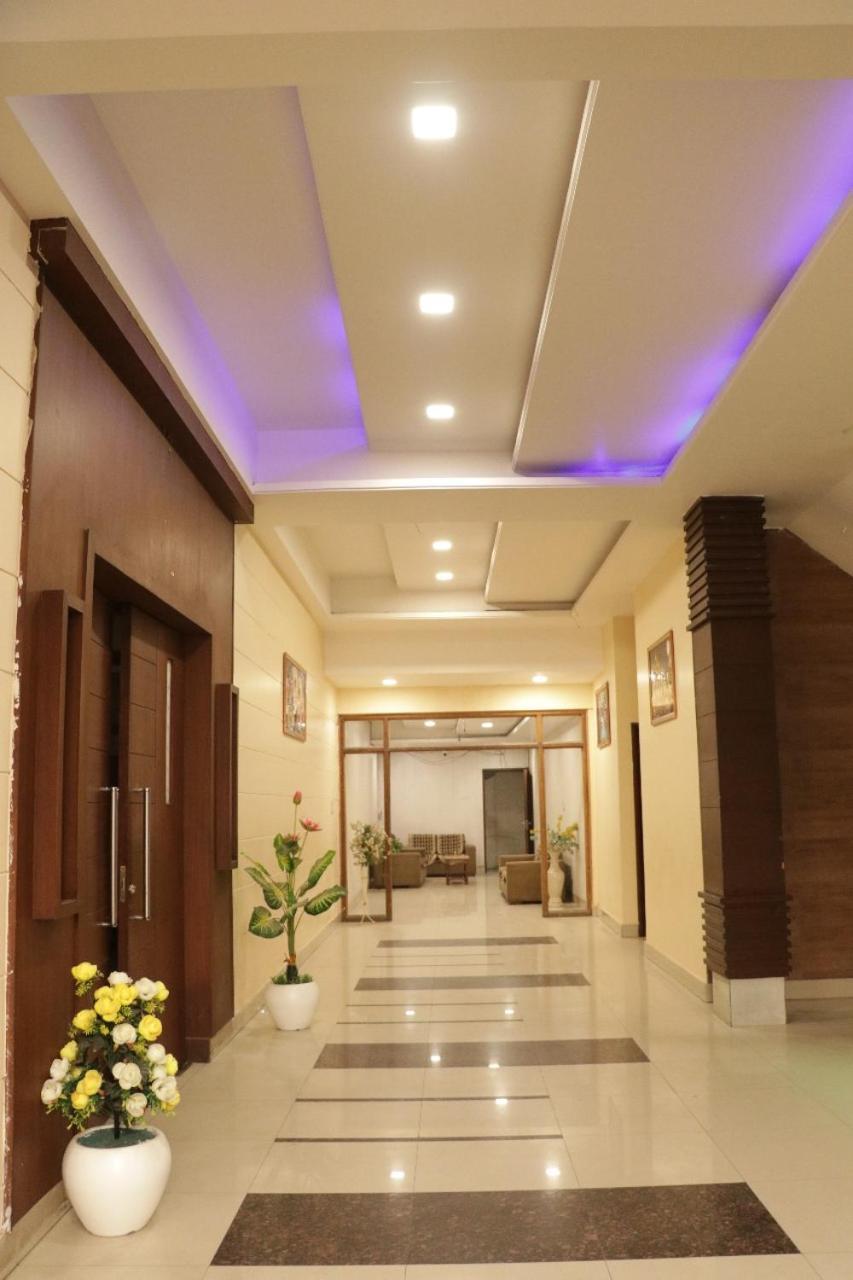 Hotel Royal Palace جالاندار المظهر الخارجي الصورة